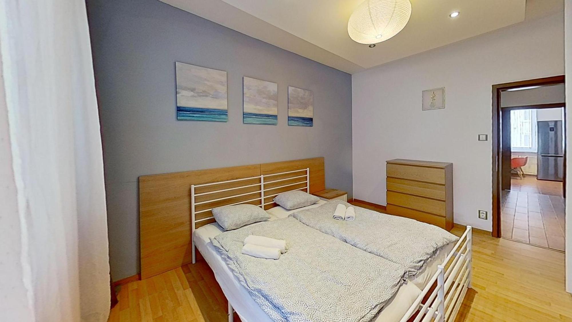 2Br Apt With Free Garage Parking, Close To The Historic Centre 브라티슬라바 외부 사진